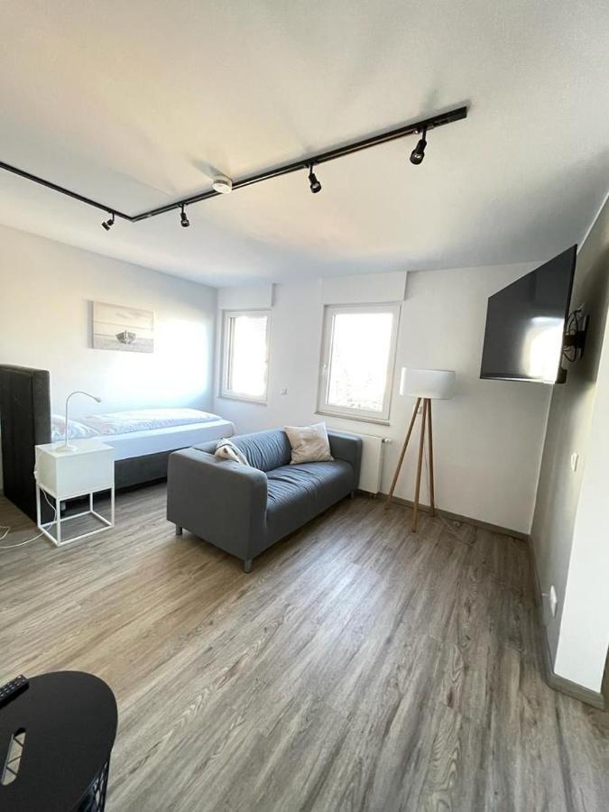 Gaestehaus Hirsch 93 Апартаменты *