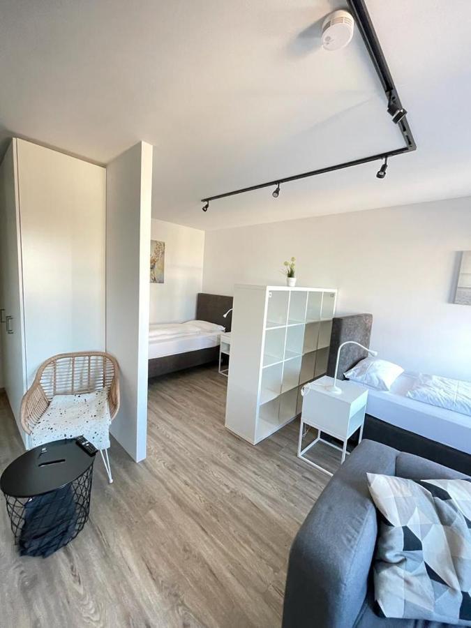 Gaestehaus Hirsch 93 Апартаменты *